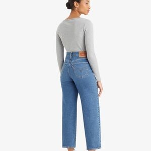 Levi's High Rise Wide Leg  Jeans - Medium Blue